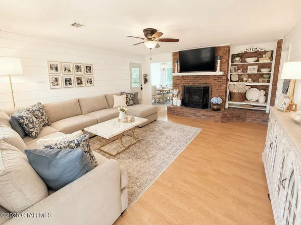 661 N Natchez Trace Rd, Mathiston, MS 39752