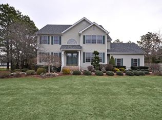 7 Samantha Dr, Monroe Township, NJ 08831