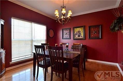4th image of 4519 Sawmill Pl