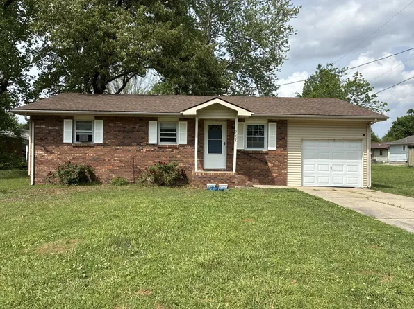 2008 Oklahoma St, Sikeston, MO 63801