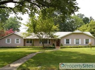 501 Manning Dr, Charlotte, NC 28209