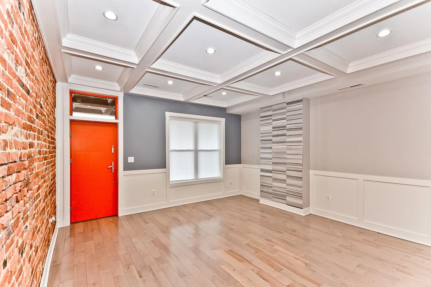 3 bed, 2000 sqft, $5,100 — Photo 4