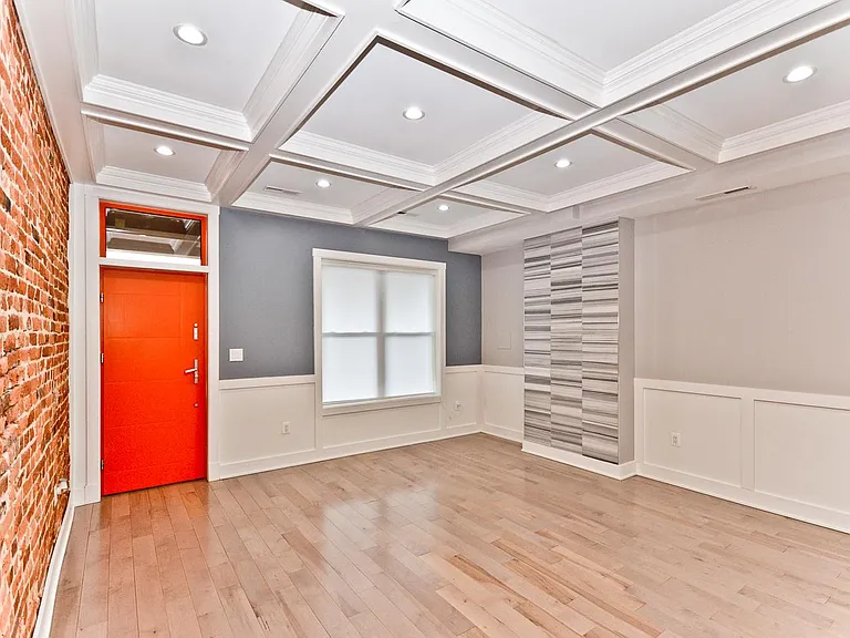 541 Quincy St NW #A — Photo 4