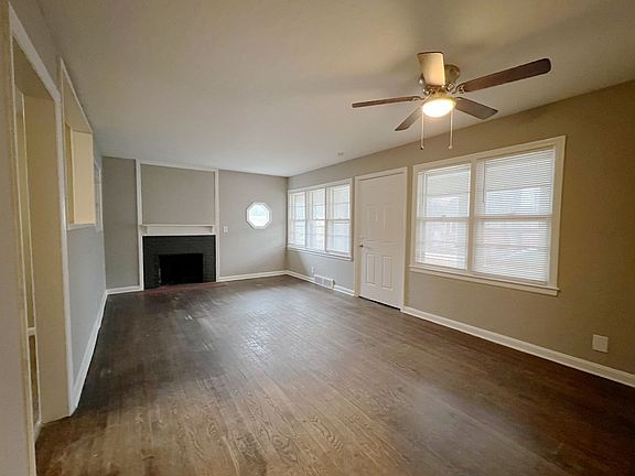 2nd image of 1413 S Sterling Ave