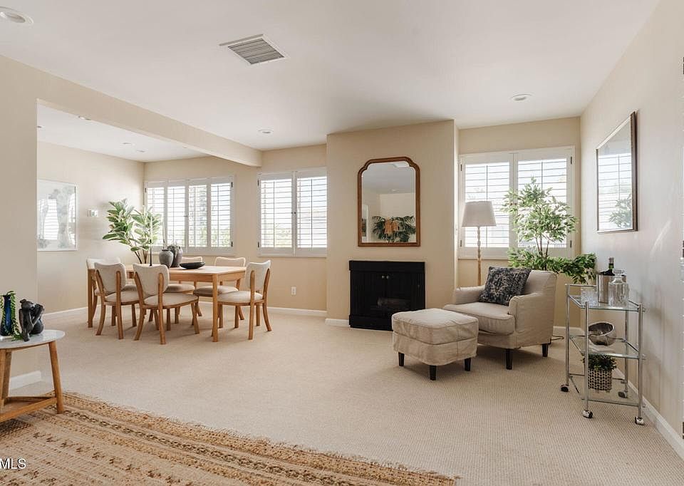 1st image of 497 El Molino Ave #310