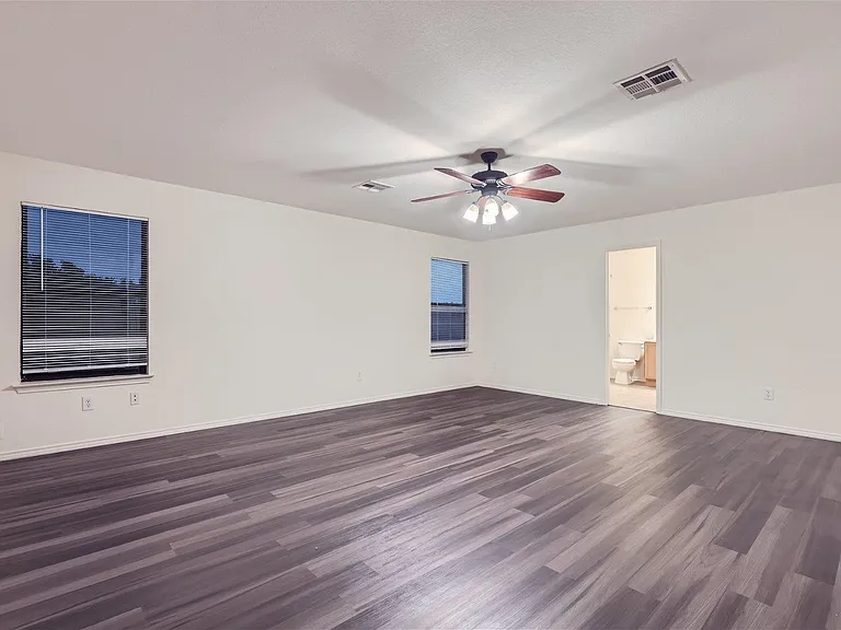 5521 Victory Gallop Dr — Photo 5