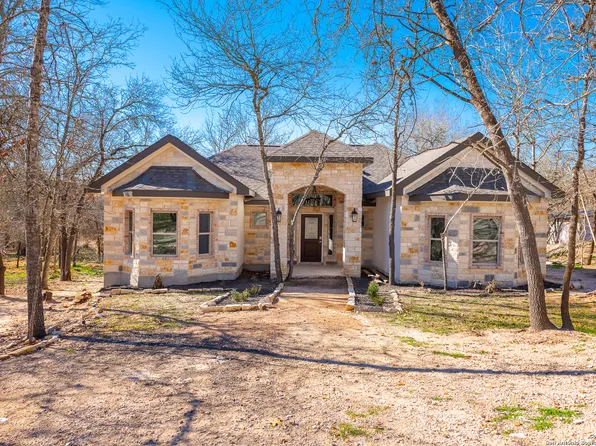 22379 Mathis Rd, San Antonio, TX 78264