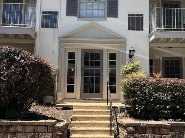 5902 Kingsford Rd, Springfield, VA 22152