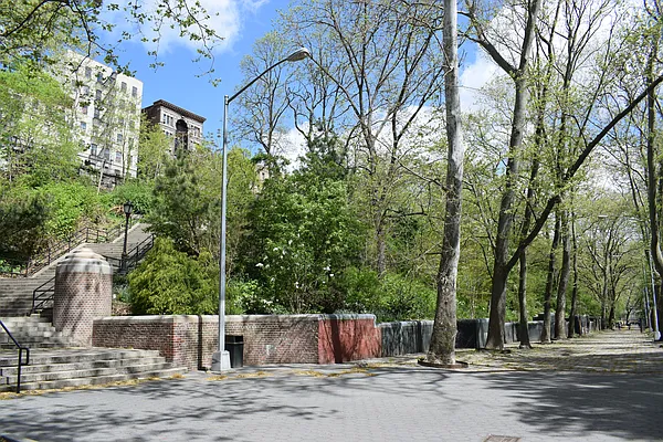 Rented by Willie Kathryn Suggs, LREB | media 43