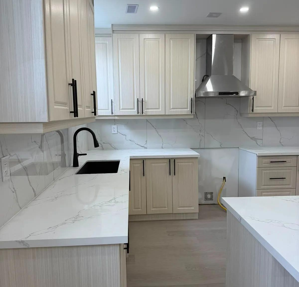 2 bed, $2,500 — Photo 2