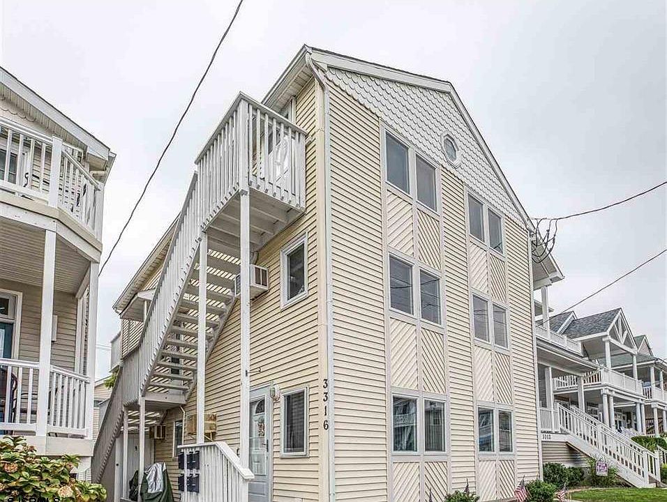 1st image of 3316 Asbury Ave APT 3
