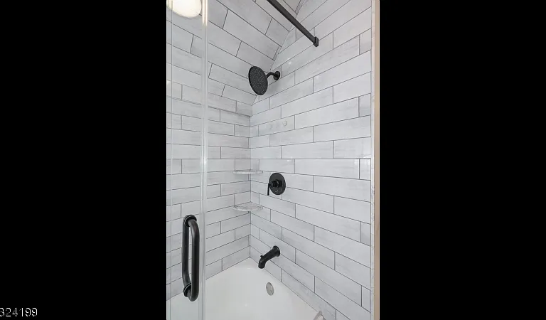 89 East Dr — Photo 28