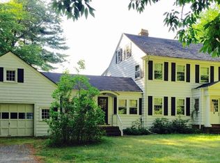 209 Old Sunderland Rd, Montague, MA 01351