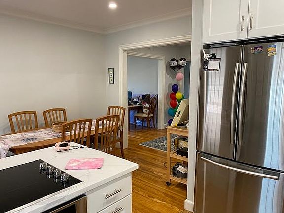 4th image of 50 Browne St APT 6