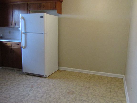 3rd image of 510-512 Poplar St