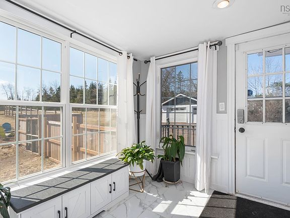 3rd image of 532 Harmony Ridge Rd
