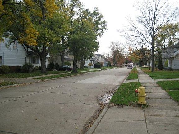 4th image of 3653 Gardner Ave