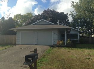 15621 SE Madison Ct, Portland, OR 97233