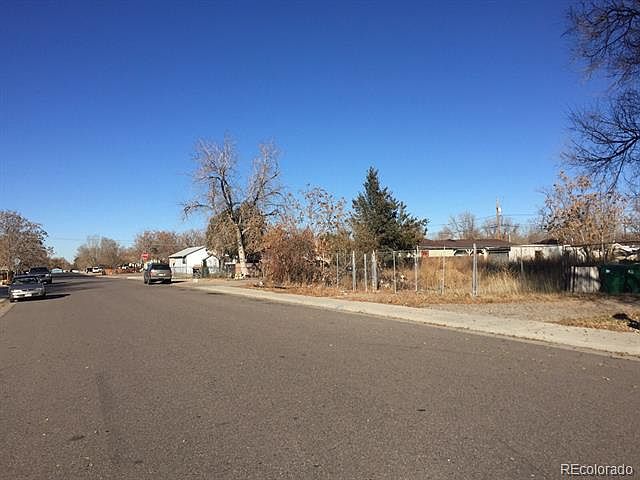 2nd image of 7400 Krameria St