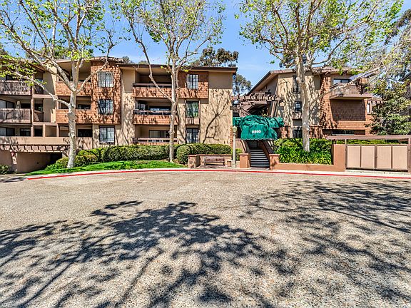 2nd image of 8860 Villa La Jolla Dr Unit 219
