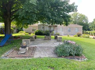 1032 Race St, Huntingburg, IN 47542