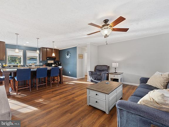 2nd image of 33031 Circle Dr