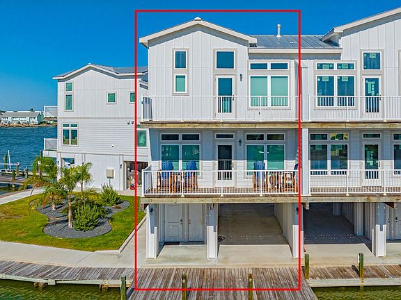 3rd image of 38 Mazatlan Dr