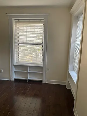 Rented by Tip Top Realty Corp | media 23