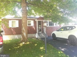 2307 Dixon Ave, Croydon, PA 19021