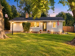 3914 Woodstock St, Wonder Lake, IL 60097