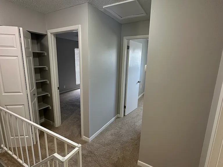5848 Queen Elizabeth Way #2 — Photo 10