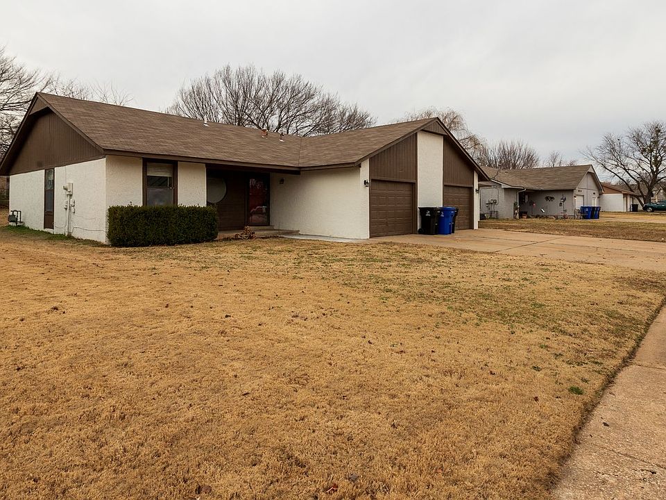 1st image of 4902 S Gum Ave