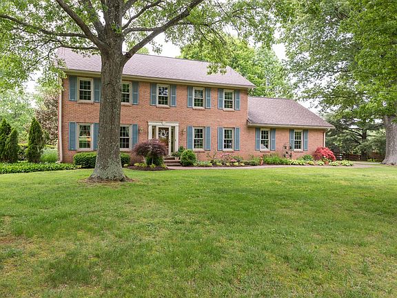 5th image of 88 Summertree Dr