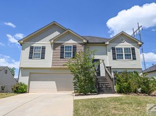 962 Haymon Dr, Winder, GA 30680