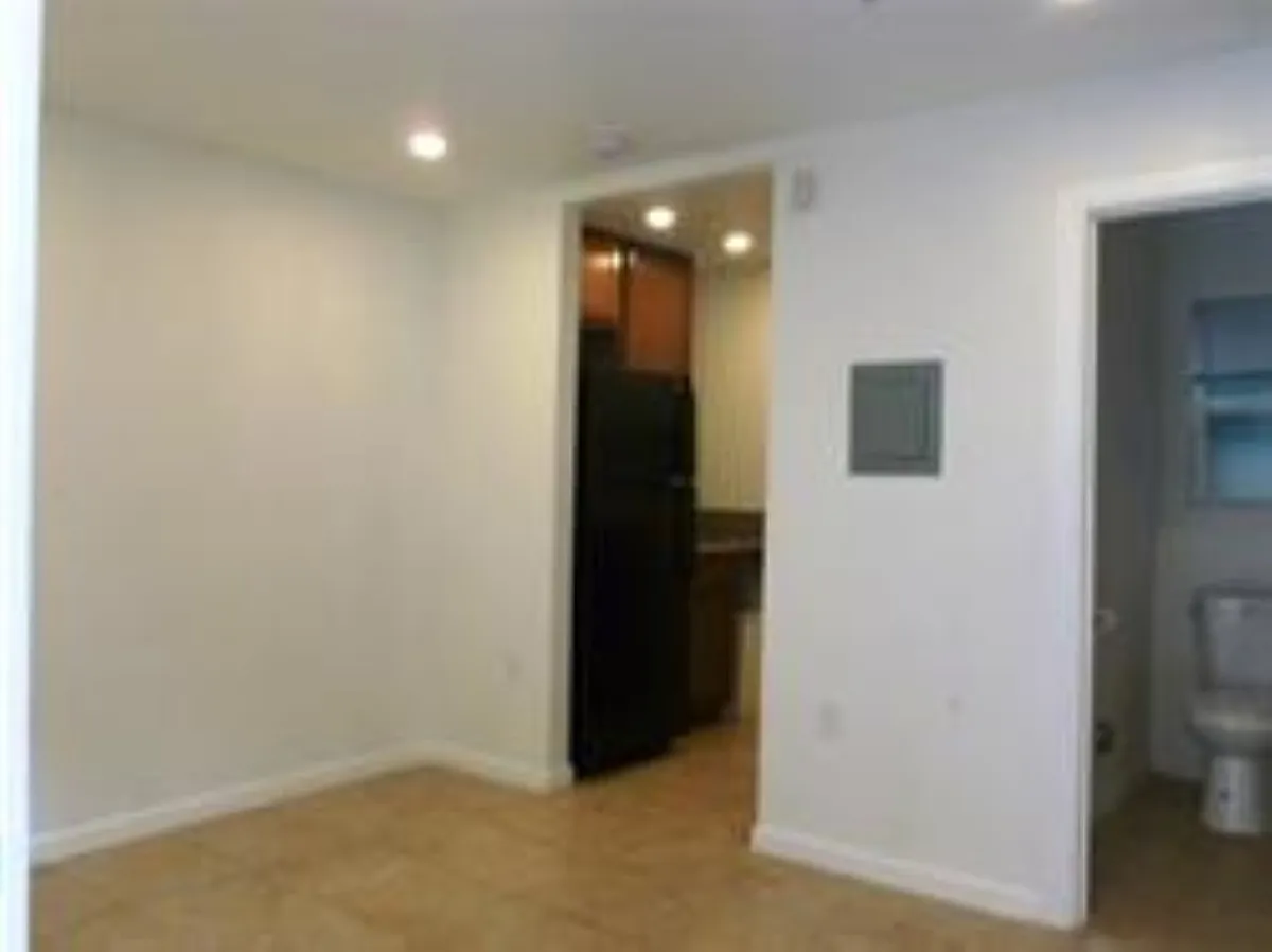 Living Room - 630 8th Ave #4