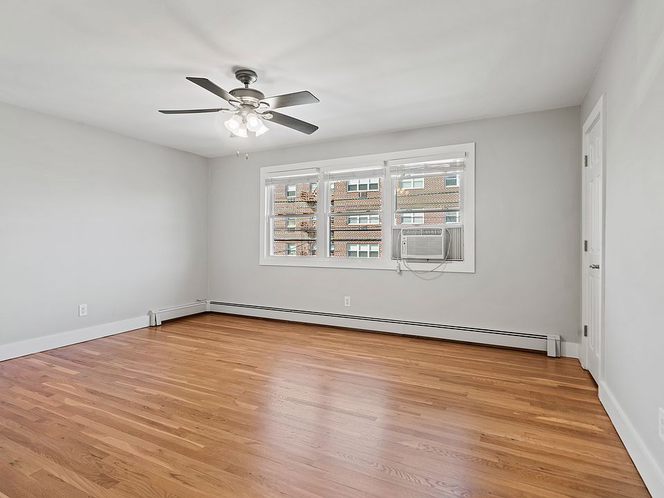 1st image of 568 Anderson Ave Floor 2