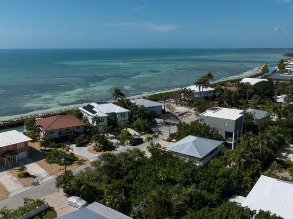 251 W Seaview Cir, Duck Key, FL 33050