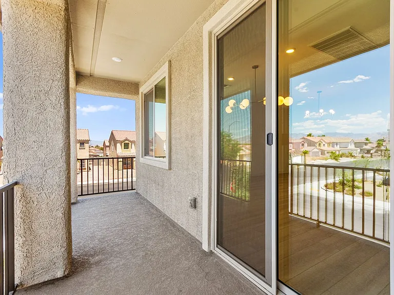 5606 Spring Trellis St — Photo 6