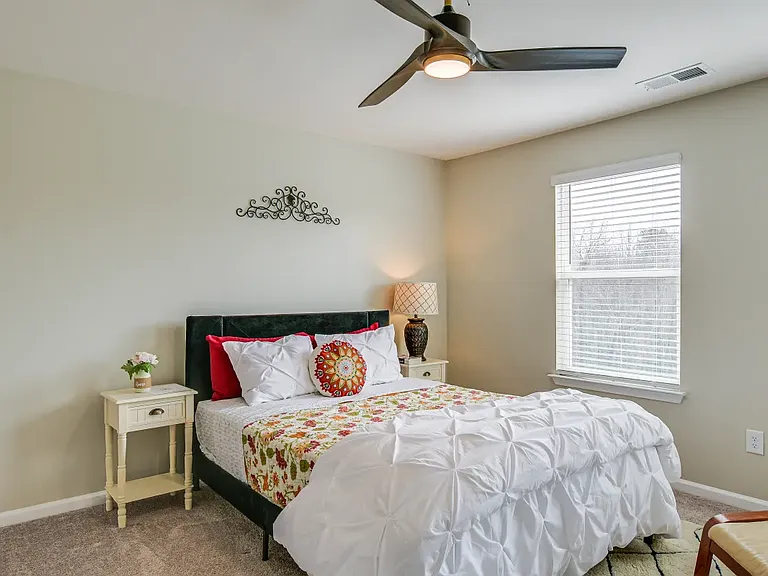 33 Apollo View Ln — Photo 8
