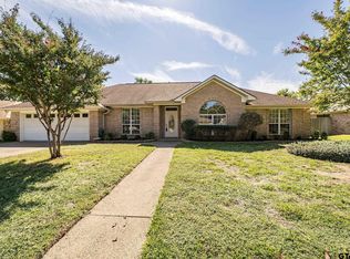 1308 W Rieck Rd, Tyler, TX 75703