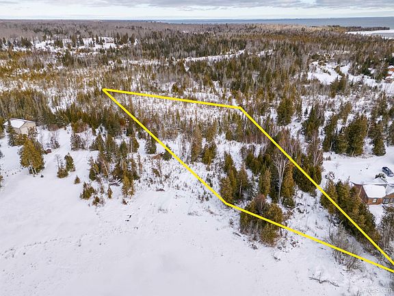 3rd image of Barque Point Trl
