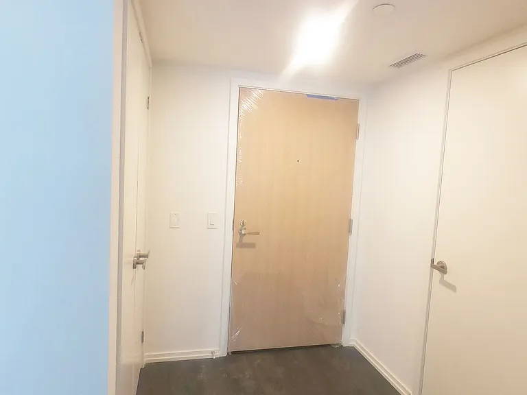 8 Hillsdale Ave E #744 — Photo 9