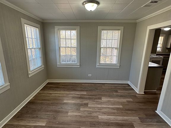 4th image of 303 N 19th Ave