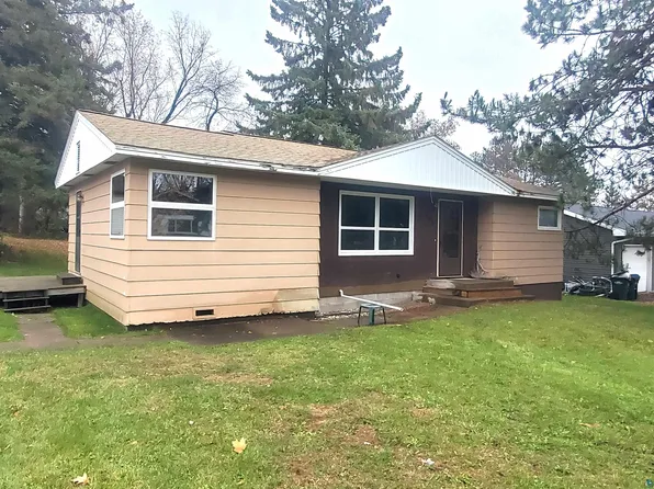 906 26th St, Cloquet, MN 55720