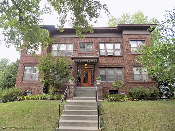 3rd image of 1753 Marshall Ave APT 4