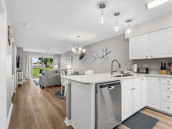 4th image of 627 Waterway Village Blvd. #8-B