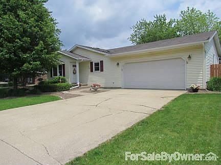 1st image of 778 Cherokee Dr