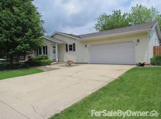 778 Cherokee Dr, Bourbonnais, IL 60914