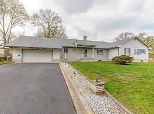 92 Montgomery St, Piscataway, NJ