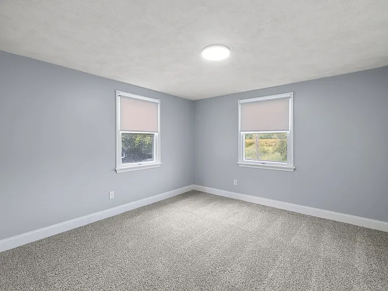 Drummond Estates Apartments — Photo 8